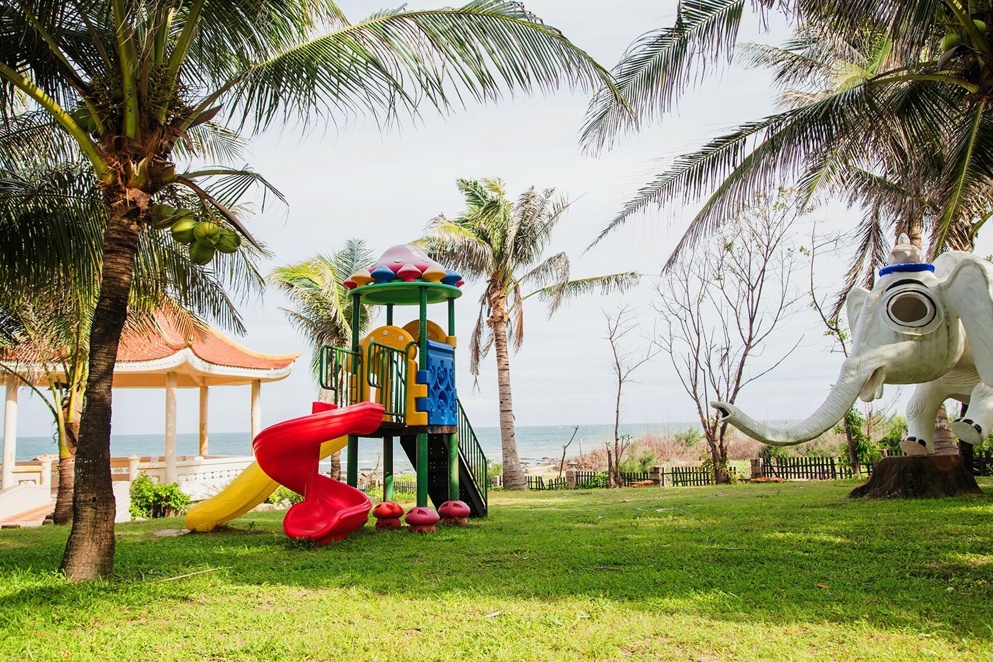 Peaceful Resort Фантхьет Экстерьер фото