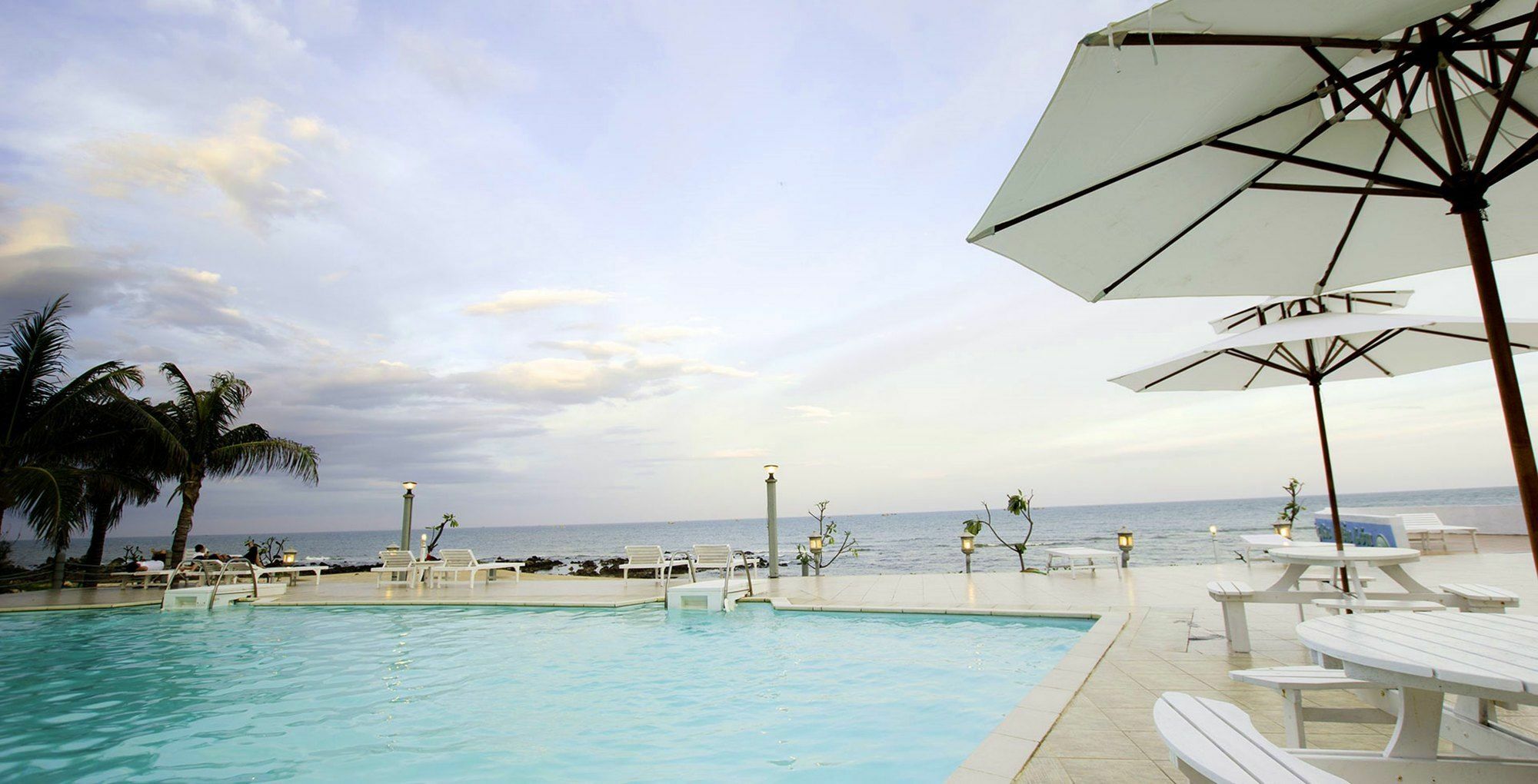 Peaceful Resort Фантхьет Экстерьер фото
